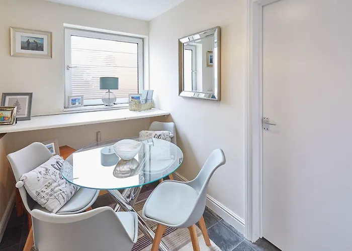 Host & - The Gallery Apartment *