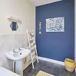 Host & - The Gallery